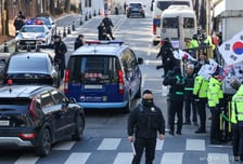 [속보]'도이치·명태균·통일교-건진' 김건희 여사 1심 선고공판 시작