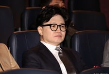 '제명' 목전인데 탈당보단 당내 버티기...한동훈의 복안은