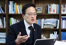 박주민 "뉴욕 배터리파크처럼...용산 정비창, 공공소유·민간개발로"