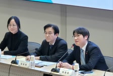 '독파모 AI' 대신 '챗GPT' 쓰려는 공공기관, 정부 허가받아야