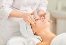 "외국인 여행은 이제 케어케이션"…뷰티·메디컬 거래액 71%↑