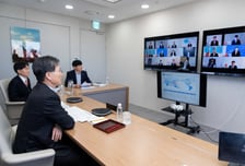 강태영 농협은행장, 해외점포장과 '손익중심 경영의 원년' 전략 공유