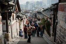 "日 대신 한국행" 25만 중국인 온다…"이런 적 처음" 미용문의 폭주