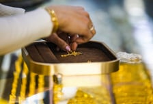 "금팔찌 100돈 주인 찾아요" 의정부서 나왔다...시세 1억 어마어마