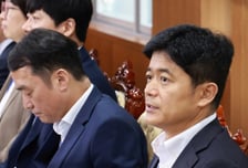 "부동산보다 주식" 테슬라 95억 '몰빵'…청와대 법무비서관 누구