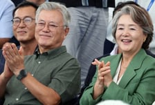 경찰, 김정숙 여사 '특활비 옷값 의혹' 재차 무혐의 결론