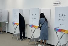 교육부, 새내기 유권자 고3 선거교육..."민주 시민역량 강화"