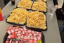 "햄버거 빼고 '감튀'만 먹을 분"…한번에 900명까지 '감튀모임' 등장[핑거푸드]