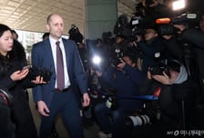 "정보유출 3000개로 축소 아냐"...로저스 쿠팡 대표, 해명 주력할 듯