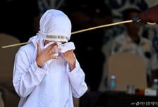 '혼외 성관계' 들켜 태형 '140대'...채찍질 못 견딘 여성, 기절까지