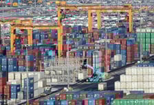 1월 수출 658억달러 전년比 33.9%↑…반도체가 수출 이끌었다