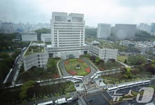 전자발찌 외출 10분 넘어도… 대법 "외출제한 위반"