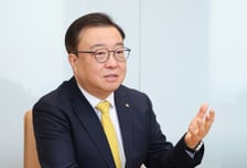 "자본 흐름 바뀌는 해, 모험자본으로 '고객 퀀텀점프' 견인"