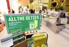 CJ, 올리브영 외국인 쇼핑에 탄력…목표가↑-DS