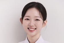 "아기맹수 앙"…BBQ, '뿜치킹' 모델로 김시현 셰프 선정