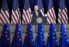 '떠날수도, 믿을수도 없네'…유럽, 美 의존 줄이려 여기까지 갔다