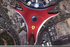 지상 500㎞ 우주에서 본 '페라리 월드'…주차 대수도 보인다