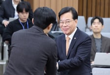 송언석 "한없이 가벼운 '이재명식 SNS 정치' 모든 분야서 사고"