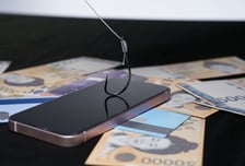 "예금 왜 빼요?" 어르신 우물쭈물…"수상해" 은행직원 '촉', 돈 지켰다