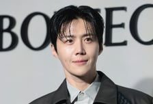 차은우와 닮은꼴...'탈세 의혹' 김선호, 가족법인으로 정산 받았다