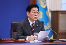 李대통령 "주가 올리면서 집값은 누른다?…주가와 집값은 달라"