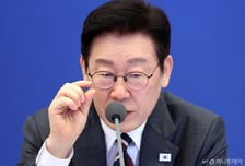 "정권교체 기다린다? 불가능하게 해야" 李, 다주택자와 '전면전' 이유는