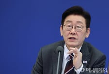 [단독]李대통령 질책한 '열차 납품지연'…공공입찰 금지로 막는다