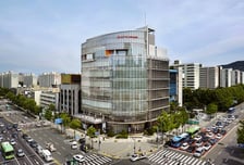 가전시장 침체 속 선방...롯데하이마트, 작년 영업이익 96억원