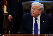 설전 오가던 트럼프·페트로, '마약단속'으로 관계 급반전