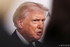 트럼프 "금리 내려갈 것"…연준의장 지명 닷새만에 또 압박