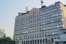 '전직 국회의원' 고시원 주인, 주거침입 혐의로 피소