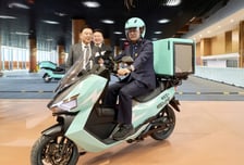 "소음·탄소 줄인다"…배민, 배달 오토바이 10대 중 6대 전기로