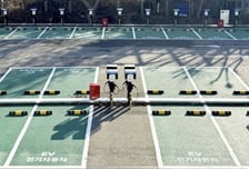 적자 난립 전기車 충전시장서 흑자 전환…'볼트온' 기대감에 200억 베팅