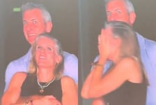 콜드플레이 공연 불륜女, '입장료 130만원' 강연 무대 선다