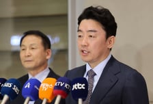 강훈식 실장, 6일 캐나다 잠수함 수주 '키맨' 퓨어 장관과 면담