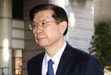 '비화폰 정보 삭제' 박종준 재판 본격화…"공소사실 부인"