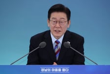 이재명 대통령 "아파트 한 평 3억, 말이 되나? 수도권 집중 반드시 시정해야"