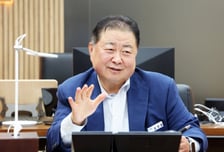 김경일 파주시장 "호남 비하 발언 아냐...규제 완화 취지 왜곡"