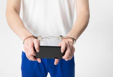 보기만 해도 빨간줄?...가족·연인 불법촬영물 사이트, 이용자 54만명 '덜덜'