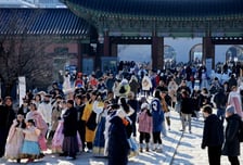 韓 23조 벌 때 日 88조 벌었다…올해 관광객 역대급, 격차 확 줄인다