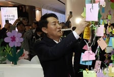 서울갤러리 문열자 1만명 몰렸다…"서울 대표하는 명소로"