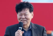 '뻐꾸기도 밤에 우는가' 정진우 감독 별세…낙상사고 후 코로나 감염