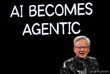 "AI 투자 적절" 버블 일축한 젠슨 황…프리장서 반도체주 강세