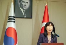 강윤진 보훈부 차관, 설 맞이 대전 독거 국가유공자 위문