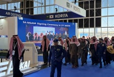 사우디 총출동한 'K-방산'…안규백 "KF-21에 국민 자존심 걸려"