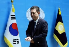 경찰, 김병기 의원 소환 통보…"여러 차례 부를수도"