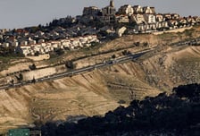 이스라엘 "서안 정착촌 개발 가속" vs 중동·유럽 "국제법 위반"