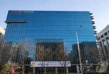 "명절 떡값도 없다" 지갑 얇은 중기 10곳 중 4곳...작년보다 더 어려워