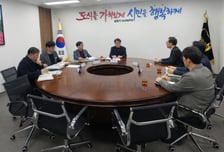 "대야미지구, 도로 넓히고 체육시설 넣어라" 하은호 군포시장, LH 면담