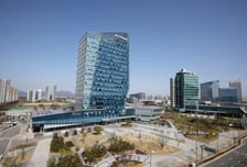 "한전KPS, 원전 가동으로 안정적 일감 확보…목표가↑"-KB